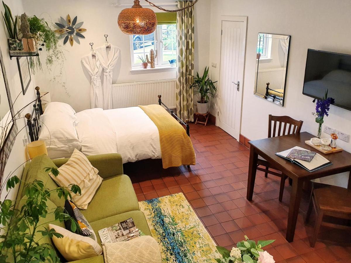The Walnut, Meopham - A Private Retreat Rural Location Villa Ngoại thất bức ảnh